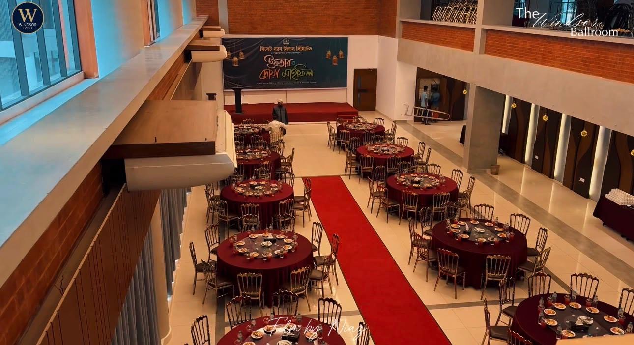 Banquet Stage Setup