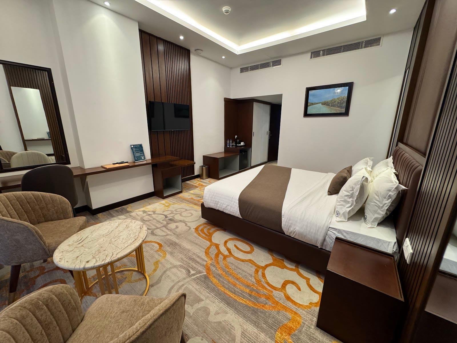 Double Deluxe Bedroom