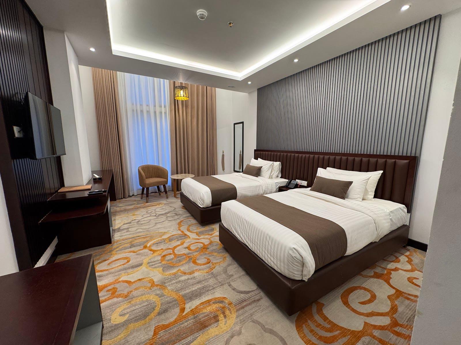 Twin Deluxe Bedroom